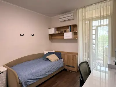 квартира за адресою Регенераторна вул., 4 к1