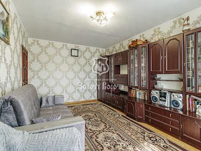 квартира по адресу Червоной Калины просп. (Владимира Маяковского), 53