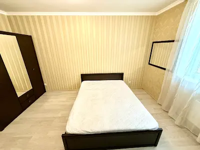 квартира за адресою Олени Пчілки вул., 8