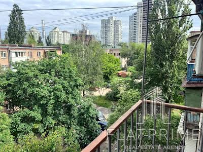 квартира за адресою Гетьмана Кирила Розумовського вул. (Миколи Краснова), 8