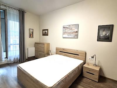 квартира за адресою Під Дубом вул. (Космонавтів), 26-Б