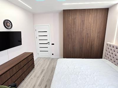 квартира за адресою Боголюбова вул., 44
