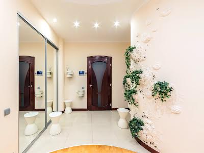 квартира за адресою Шота Руставелі вул., 44