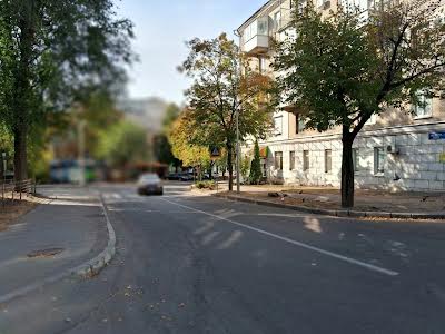 квартира за адресою Євгенія Єніна вул. (Бакуліна), 3