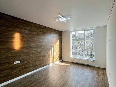 квартира за адресою Флотська вул., 10б