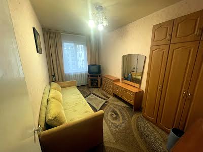 квартира за адресою Сулеймана Стальського вул., 28А