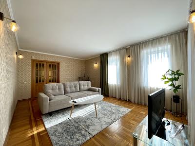 квартира за адресою Оболонська вул., 47