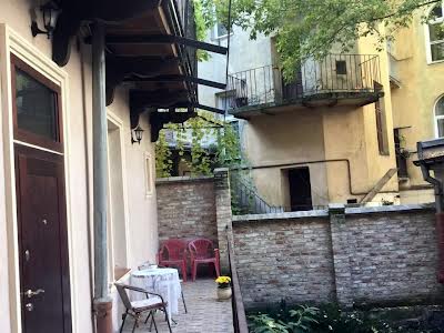 квартира по адресу Драгоманова ул., 3