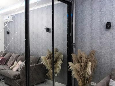 квартира за адресою Академіка Корольова вул., 5/4