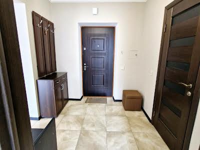 квартира по адресу Плуговая ул., 6а