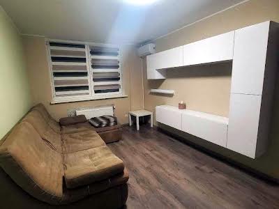 квартира за адресою Соломії Крушельницької вул., 13