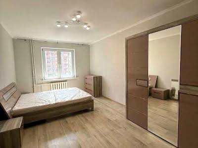 квартира за адресою Урлівська вул., 38