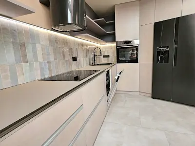 квартира за адресою Соборності просп. (Возз'єднання), 17 к2