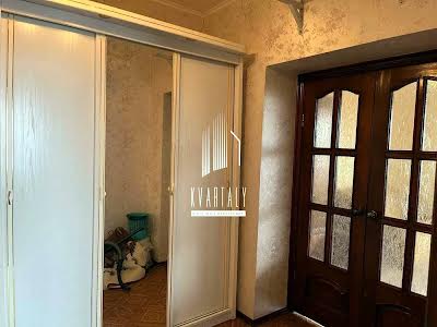 квартира за адресою Верховної Ради бульв., 21-Б