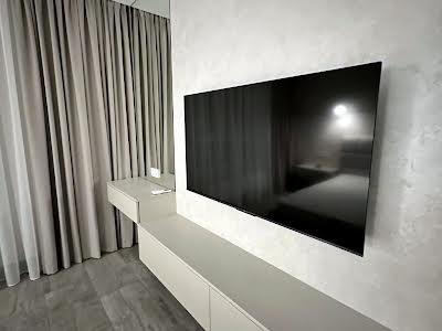 квартира за адресою Космічна вул., 5