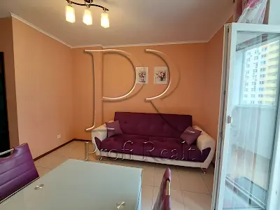 квартира за адресою Сім'ї Кульженків вул. (Петра Дегтяренка), 31-А