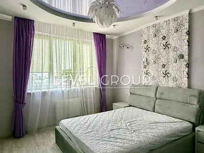 квартира за адресою Автозаводська вул., 29-А