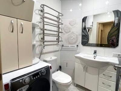 квартира за адресою Райдужний масив вул., 10б, 10в