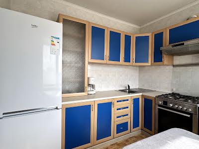 квартира за адресою Шота Руставелі вул., 25