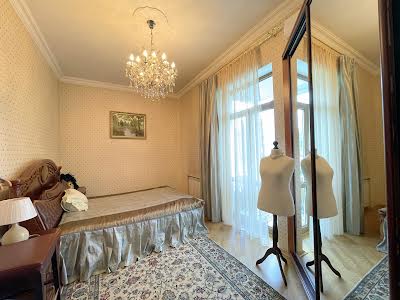 квартира за адресою Михайла Бойчука вул. (Кіквідзе), 3