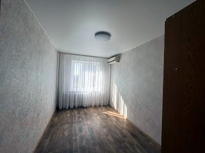 квартира за адресою Калинова вул., 102