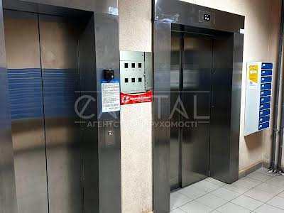 квартира за адресою Драгоманова вул., 2а