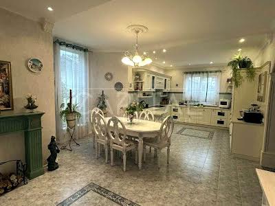 будинок за адресою блакитна, 21