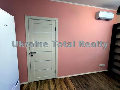 квартира за адресою Райдужна вул., 58