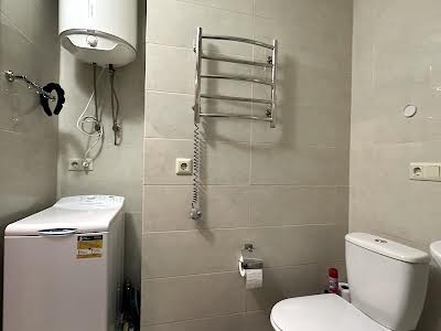квартира за адресою Бориса Гмирі вул., 16а