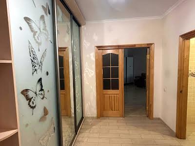 квартира за адресою Композитора Мейтуса вул., 4