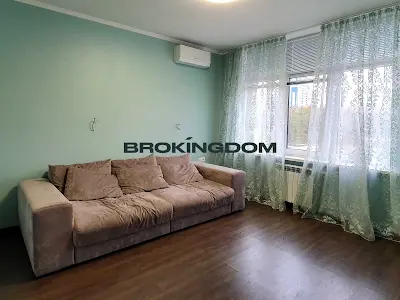 квартира по адресу Авиаконструктора Игоря Сикорского ул. (Танковая), 4-Б