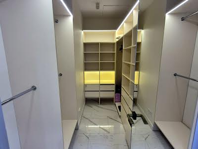 будинок за адресою Щаслива вул., 105 ж