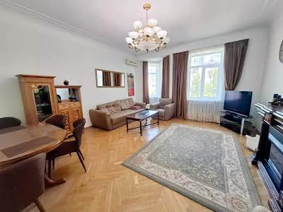 квартира по адресу Институтская ул., 16