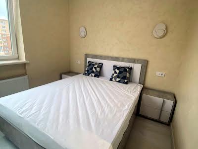 квартира за адресою Корольова вул., 4