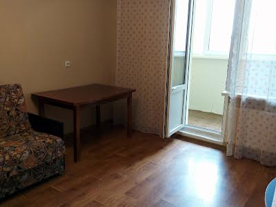 квартира за адресою Сергія Данченка вул., 5