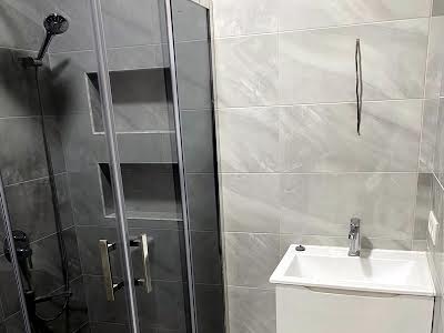 квартира за адресою Академіка Сахарова вул., 16