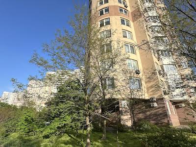 квартира по адресу Олены Пчилки ул., 2
