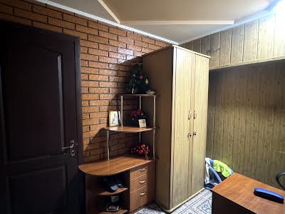 коммерческая по адресу Возрождения просп., 49а