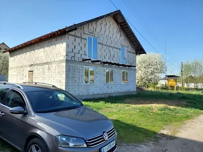 дом по адресу Молодіжна, 27