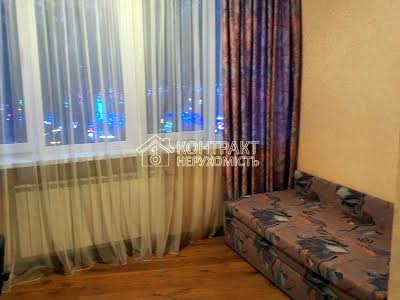 квартира за адресою Лебединська вул., 3
