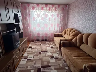 квартира за адресою Романа Шухевича просп. (Генерала Ватутіна), 2-Б
