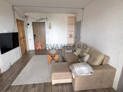 квартира за адресою Металургів просп., 76а