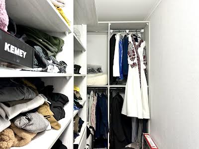 квартира за адресою Академіка Заболотного вул., 15-В