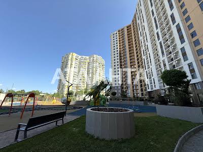 квартира за адресою Краснова вул., 3