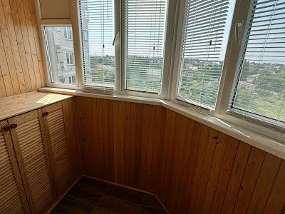 квартира за адресою Теплична вул., 42