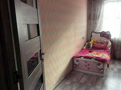 квартира за адресою Генерала Петрова вул., 58