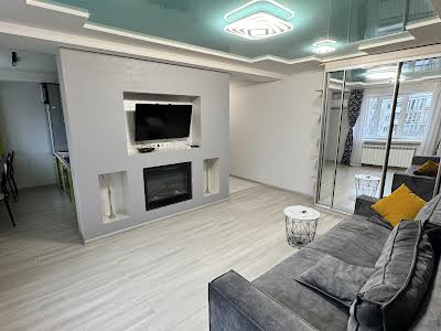 квартира по адресу Леси Украинки бульв., 9