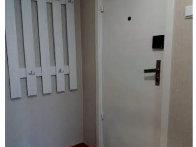 квартира по адресу Ревуцкого ул., 42