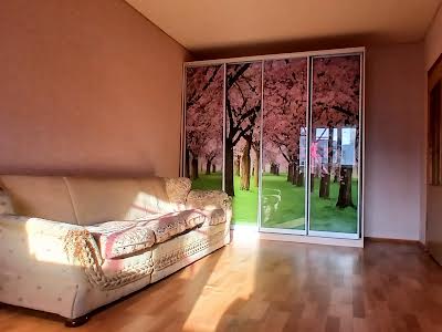 квартира за адресою Драгоманова, 1Е