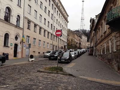 квартира по адресу Замковая ул., 4